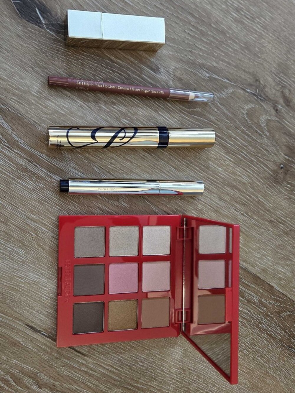 Estée Lauder Makeup Bundle